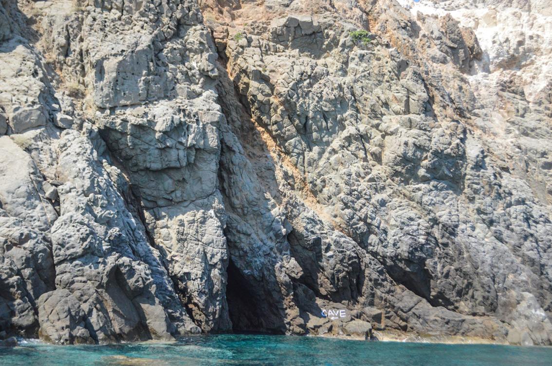92 Santorini. Travel tips #3